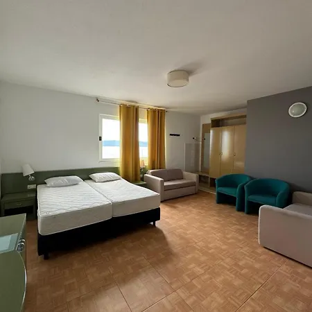 Apartment Nevia 2 *